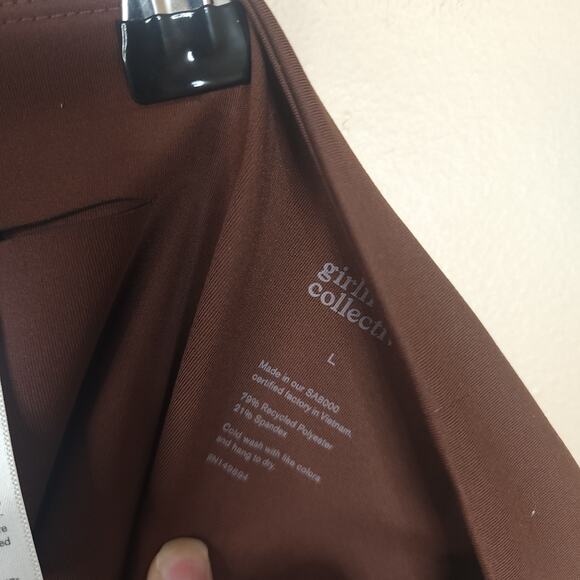 Girlfriend Collective Compressive High-Rise Legging in Earth Size L - Picture 7 of 8